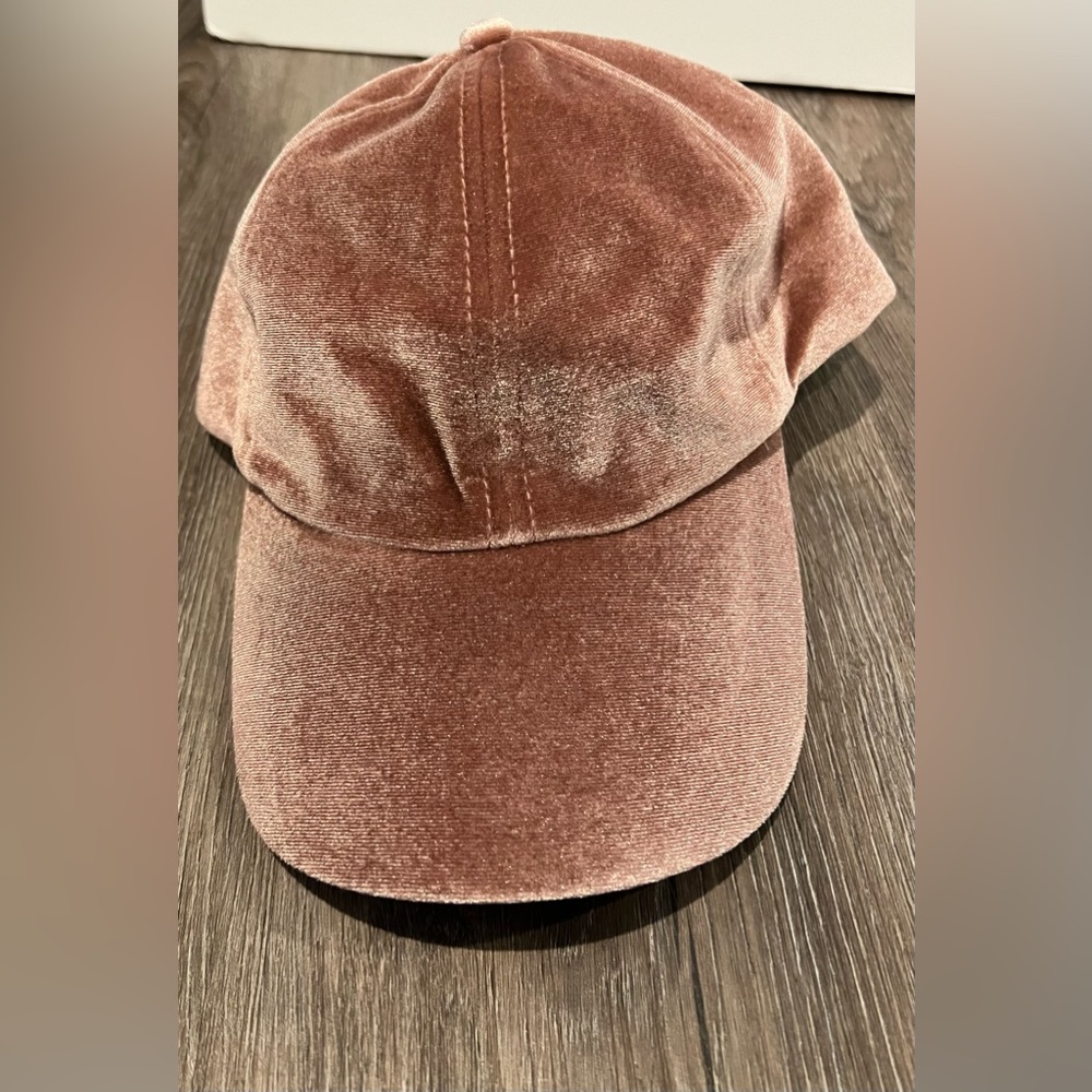 🍁Cute Velvety Blush colored Baseball Cap